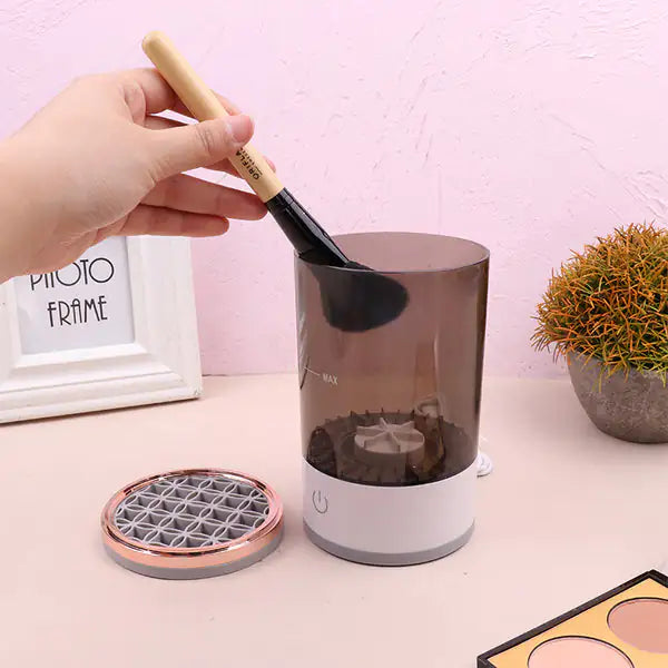 “NEW” Make-Up Brush Cleaner